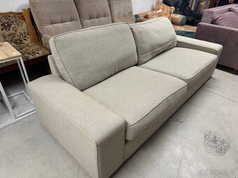 Pohovka / sedačka - 2