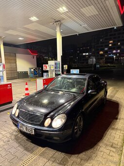 Mercedes-Benz w211 e220cdi 110kw automat - 2