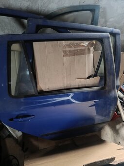 Prodám dveře golf 4 , Octavia 2, fabia 1. - 2