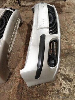 Fabia 1 facelift, přední nárazník, 9102 stříbrný - 2