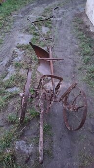 Prodám historické zemědělské stroje - 2