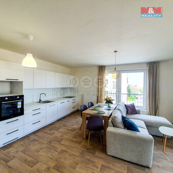 Pronájem bytu 2+kk, 66 m², Pardubice, ul. Na Spravedlnosti - 2
