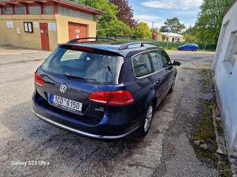 Volkswagen Passat - 2