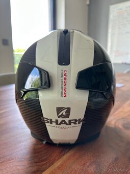 Karbonová helma Shark Spartan - 2