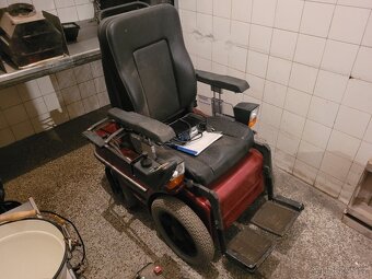 Elektrický invalidní vozík Powertec F60 - 2