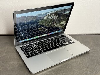 MacBook Pro 13'' 2015 / i5 / 8GB / 256GB SSD - DPH - 2