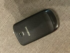 SAMSUNG Galaxy MiNi - plně funkční - 2