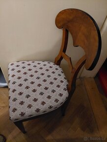 Starozitna zidle calounena - 2