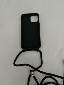 Silikonový crossbody obal pro Iphone 15 - 2