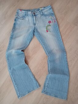 DÁMSKÉ DŽÍNY S VÝŠIVKAMI - vel.L/XL /zn.M.K Jeans - 2
