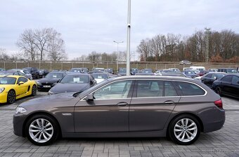 BMW 530d xDrive Touring Luxury - 2