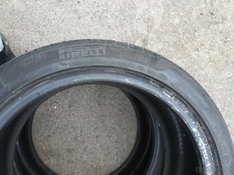 245/40R18 2 ks - 2