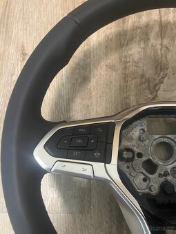VW multifunkcni volant - Passat B8, Golf 8, T6/Multivan - 2