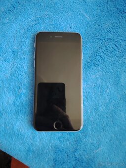 iPhone 6 - na díly - 2