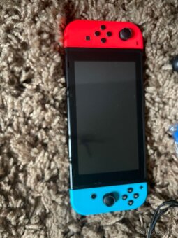 Nintendo switch - 2
