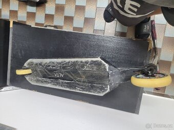 Custom freestyle kolobezka - 2