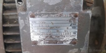 Přírubový 3F motor - 2