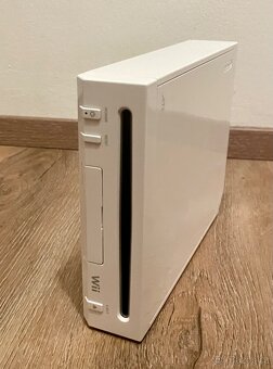 Nintendo Wii - 2