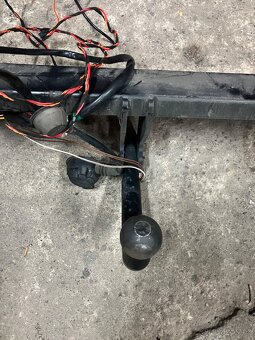 Tažné zařízení Škoda Superb 2 kombi - 2