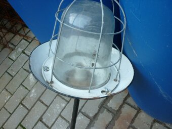 Industrialní tovární lampa - 2