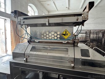 Linka Rheon VX202 cup rounder line stressfree - 2