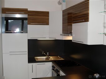 PRONÁJM 2+KK Brno - střed, ul. Zderadova - 2