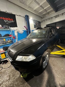 Škoda Octavia 2 2.0tdi - 2