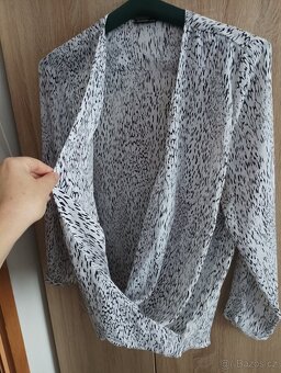 Halenka velikost 48 - 2