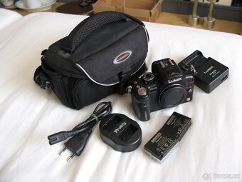 PANASONIC gh2 - 2