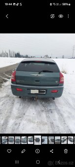 Osobní automobil Chrysler 300c - 2