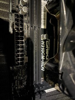 Asrock H310M-HDV s procesorem i3 9100f - 2