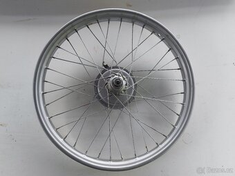 Díly na JAWA 550 - 2