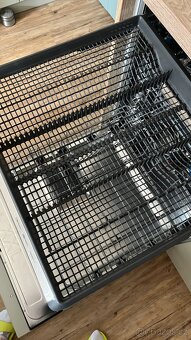 Nová myčka nádobí Electrolux série 700 ClassCare - 2