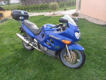 Suzuki GSX600F - 2