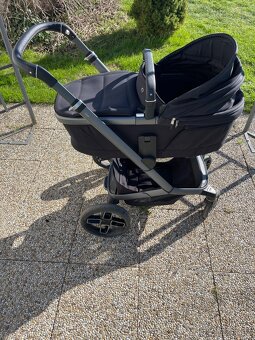 Maxi Cosi Fame 2v1 - 2