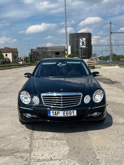 Mercedes W211 - 2