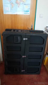 kufr SKB Cases 3SKB-3237 +monitor LCD SHARP LC-37LE320E - 2