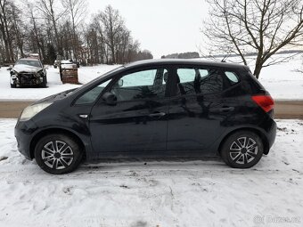 KIA VENGA 1.6 CRDi - 2