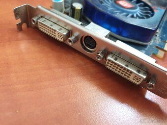 Grafická karta Sapphire HD 3650 512MB DDR3, PCI-E - 2