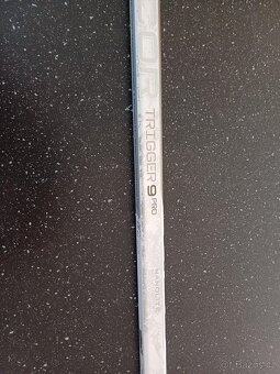hokejka CCM Ribcor Trigger 9 PRO White - 2