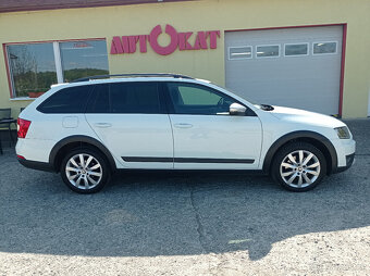 Škoda Octavia Scout 2.0 TDI 135kW/4x4/Tažné - 2
