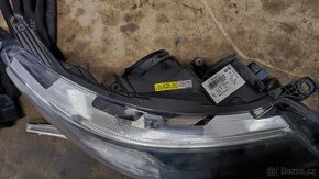 Saab 9-3ng facelift xenony bez natacenj - 2