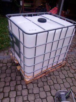 Ibc kontejner dřevěná paleta - 2