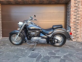 Suzuki Intruder C800 - 2