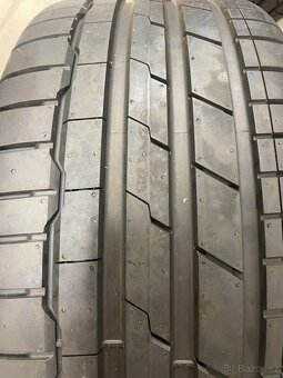 Pneu letní 4x Hankook 235/30r20 99% - 2