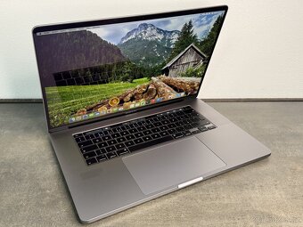 MacBook Pro 16'' 2019 / i7 / 16GB / 512GB SSD / Space Gray - 2