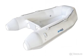 Tennder-Beiboot Arimar Elite 250 spodek z GFK s Hondou - 2