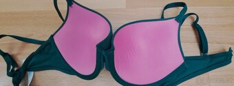 PODPRSENKA....VICTORIA S SECRET...34 C - 2