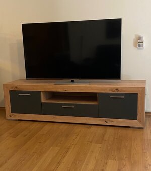 stolek pod TV - 2