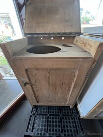 Koupelnová skříňka na umyvadlo - 2